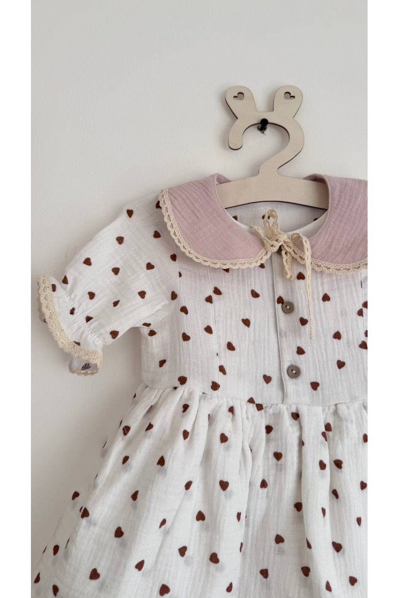 Robe bébé et enfant en mousseline avec col amovible cœur – Taille 62 à 122