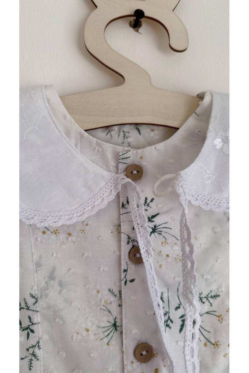Robe bébé et enfant en batiste avec col amovible  fleurs sur blanc – Taille 62 à 122