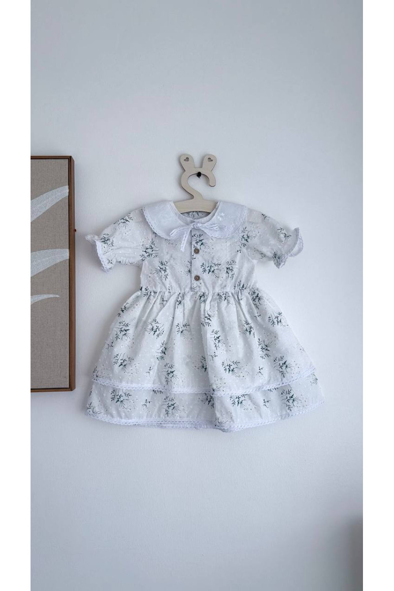 Robe bébé et enfant en batiste avec col amovible  fleurs sur blanc – Taille 62 à 122