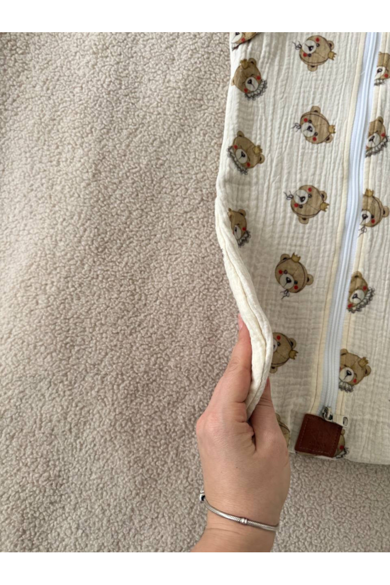 Gigoteuse emmaillotage bébé TOG 1.0 en double gaze de coton  imprimé ours en cream – Fait main