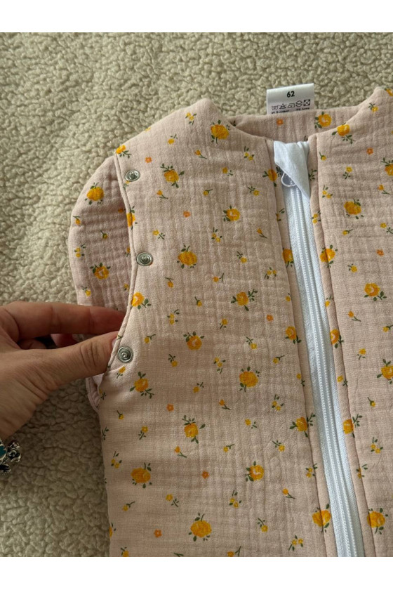 Gigoteuse emmaillotage  bébé TOG 2 en double gaze de coton  imprimé  fleurs en rose – Fait main