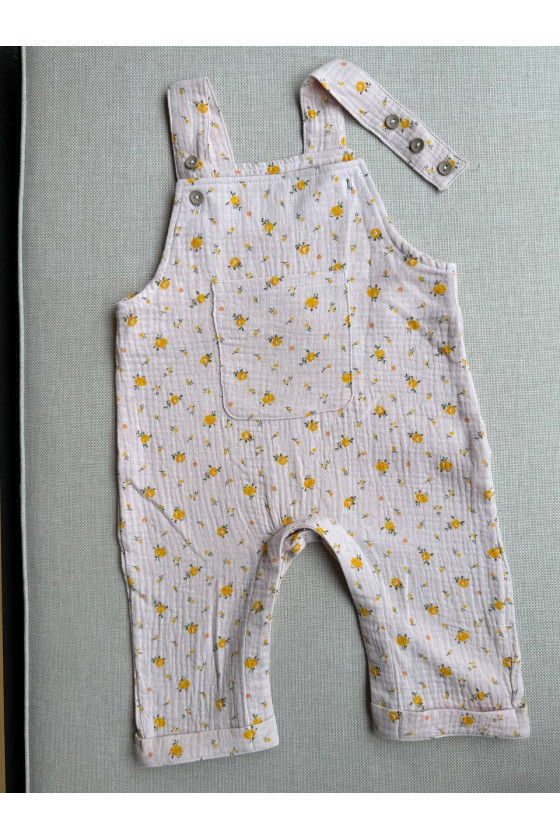 Salopette bébé en gaze de coton imprimée fleur rose