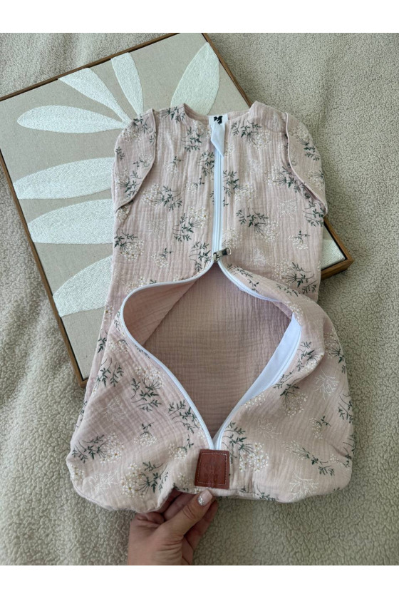 Gigoteuse emmaillotage d'été  bébé TOG 1.0 en double gaze de coton en rose imprimé fleurs  – Fait main