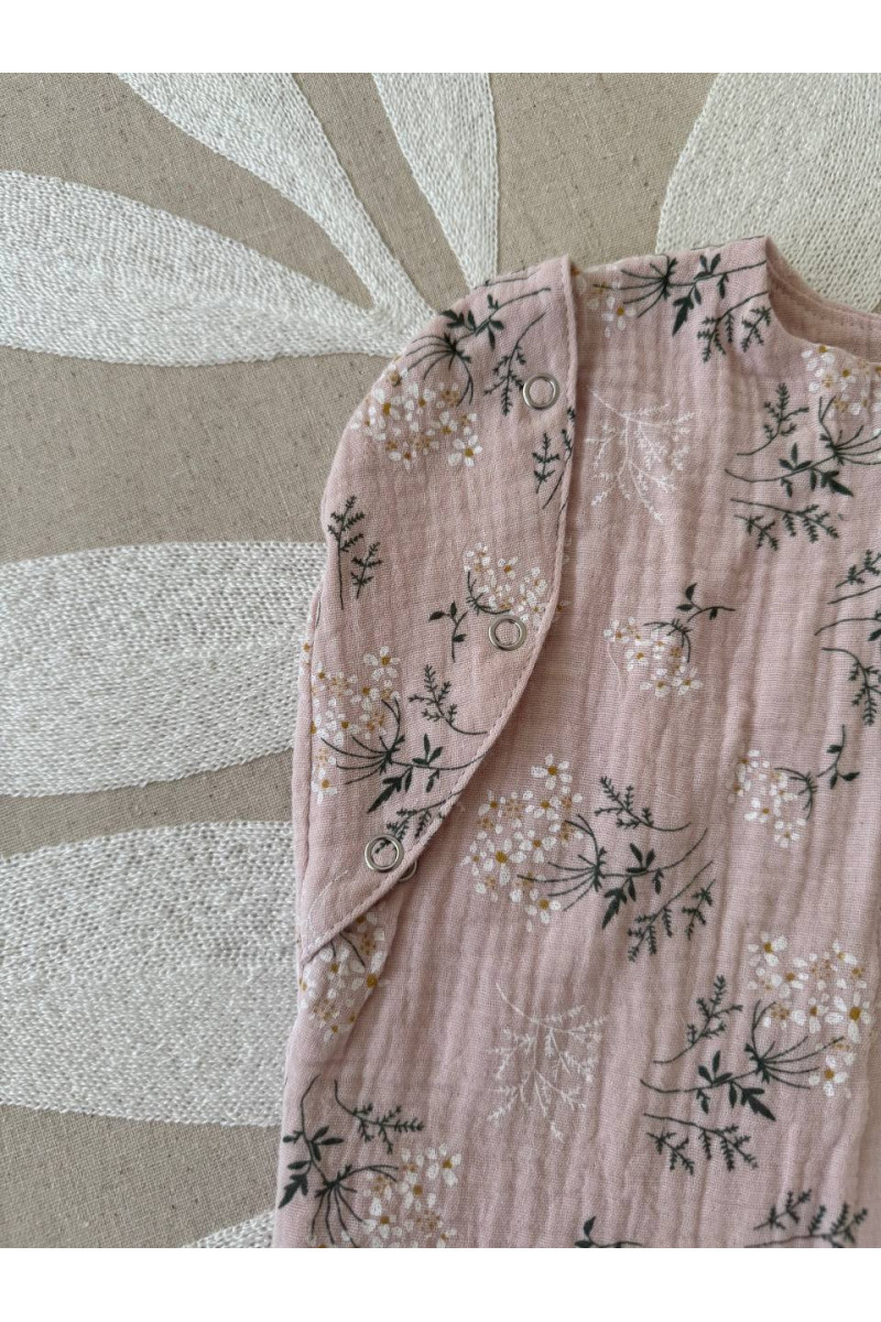 Gigoteuse emmaillotage d'été  bébé TOG 1.0 en double gaze de coton en rose imprimé fleurs  – Fait main