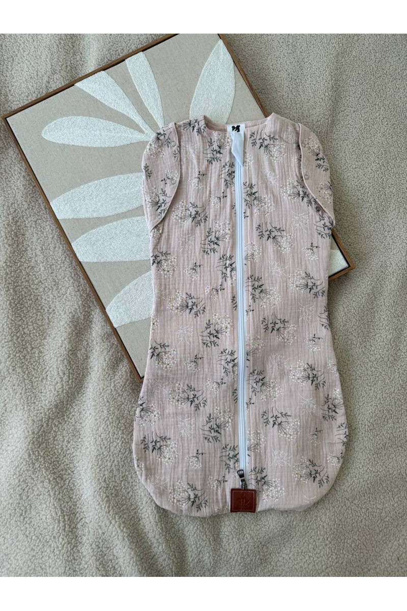 Gigoteuse emmaillotage d'été  bébé TOG 1.0 en double gaze de coton en rose imprimé fleurs  – Fait main