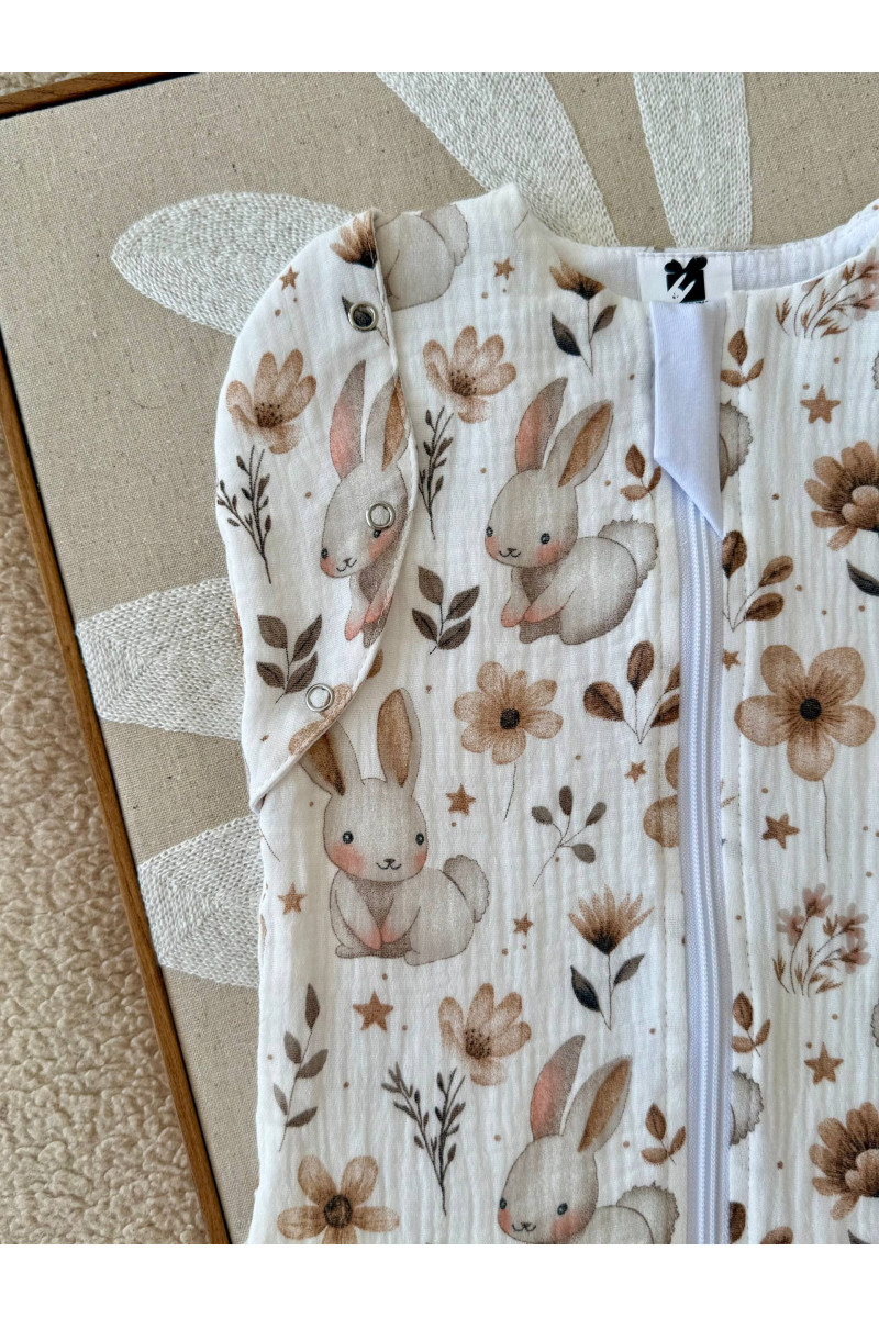 Gigoteuse emmaillotage bébé TOG 1.0 en double gaze de coton  imprimé lapin et fleurs – Fait main