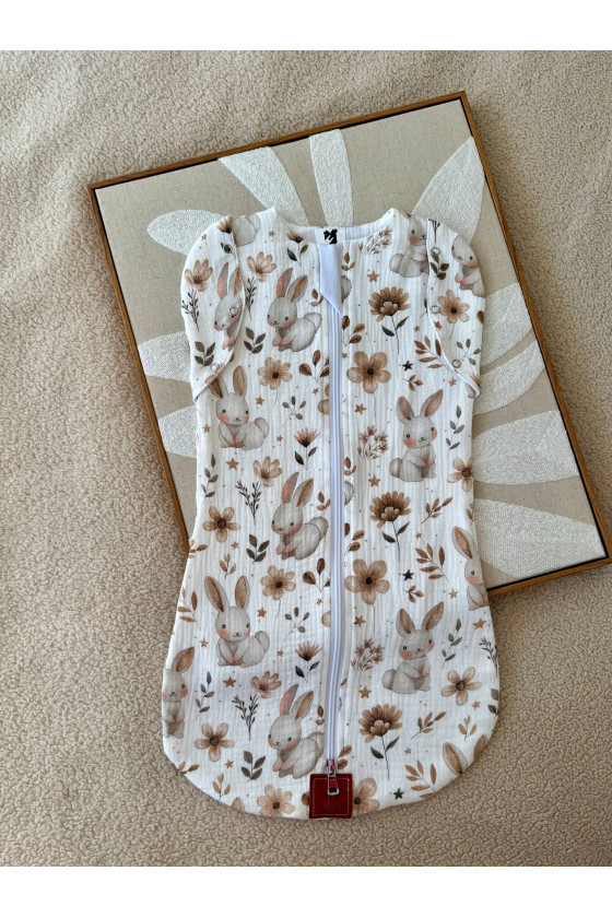Gigoteuse emmaillotage bébé TOG 1.0 en double gaze de coton  imprimé lapin et fleurs – Fait main