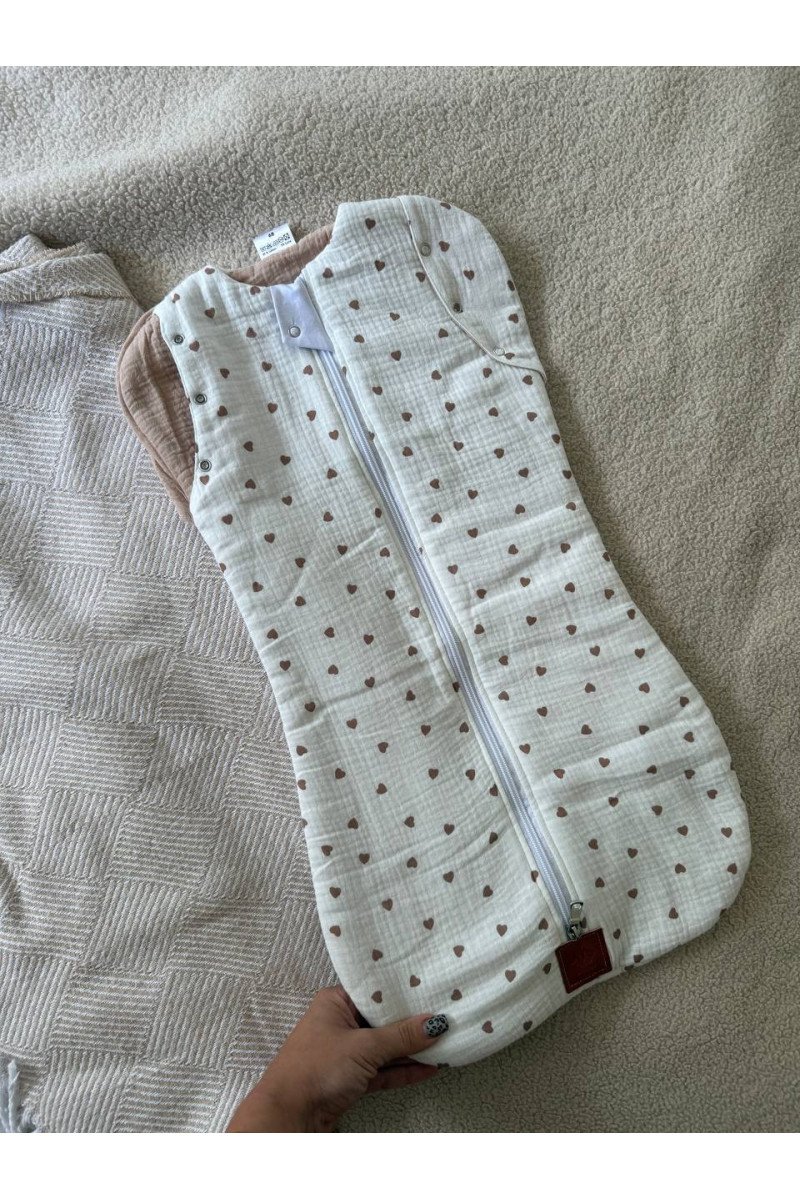 Gigoteuse emmaillotage bébé TOG 2  en double gaze de coton  imprimé cœur  – Fait main