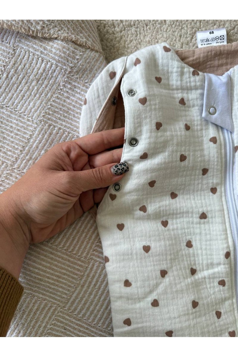 Gigoteuse emmaillotage bébé TOG 2  en double gaze de coton  imprimé cœur  – Fait main