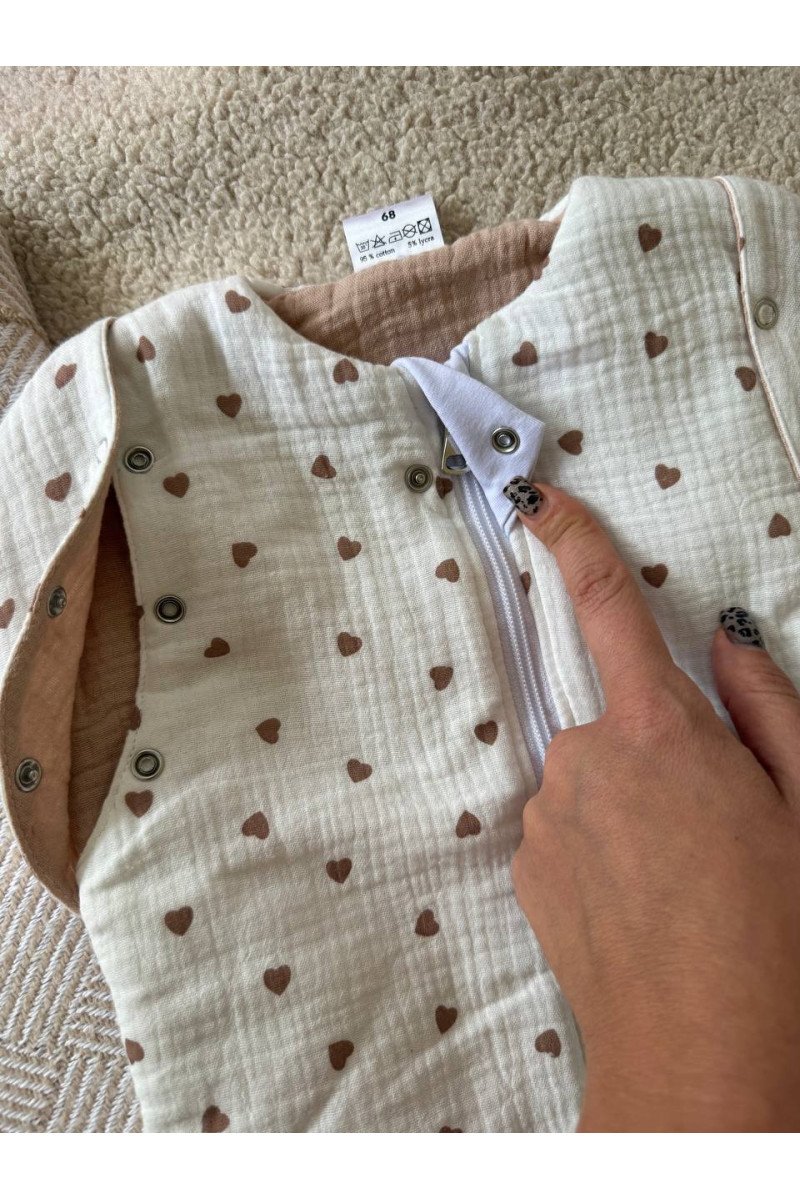 Gigoteuse emmaillotage bébé TOG 2  en double gaze de coton  imprimé cœur  – Fait main