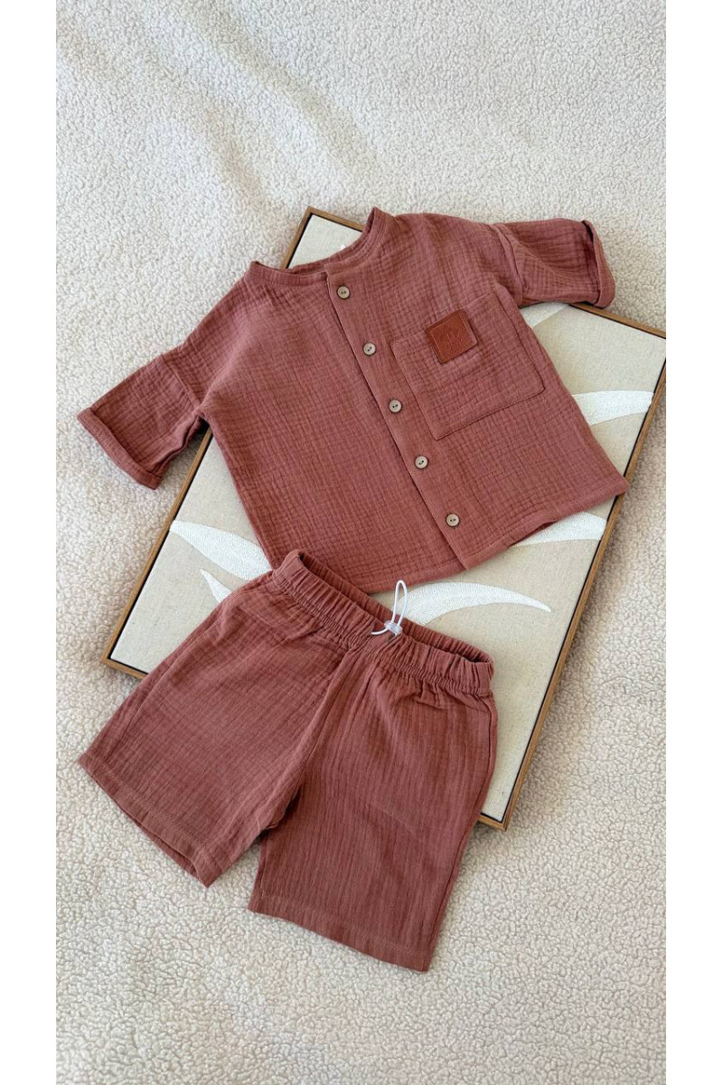 Chemise et short en mousseline (gaze de coton) pour bébé marron