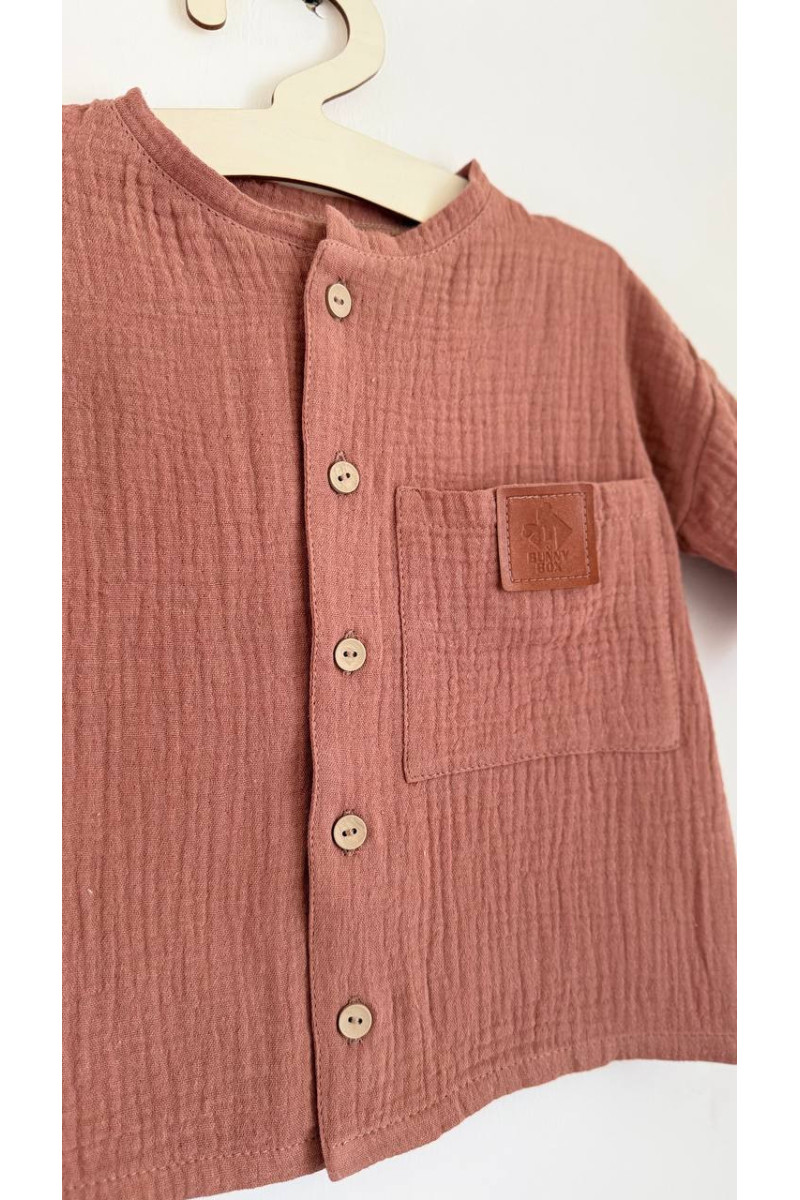 Chemise et short en mousseline (gaze de coton) pour bébé marron